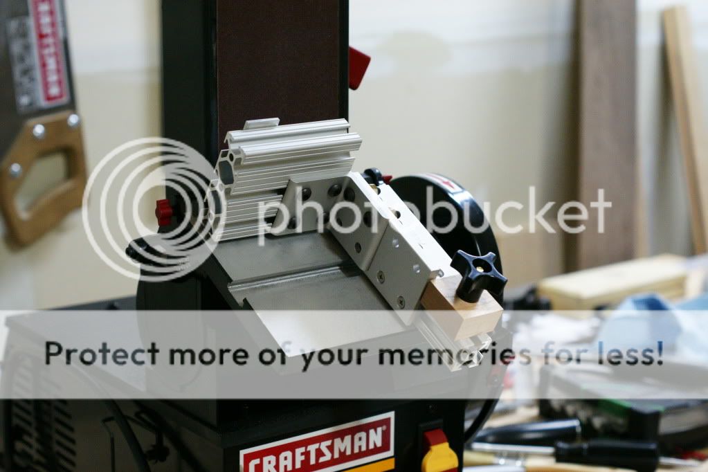 Belt sander sharpening jig! Woodworking Talk